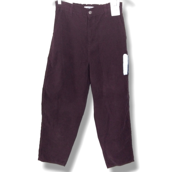 LEVI'S Denizen High-Rise Loose Taper Corduroy Pant in Burgundy - Picture 5 of 12